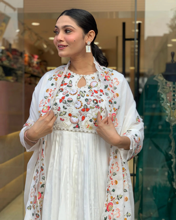 Elegant Party Wear Viscose Chinon Salwar Suit for Women