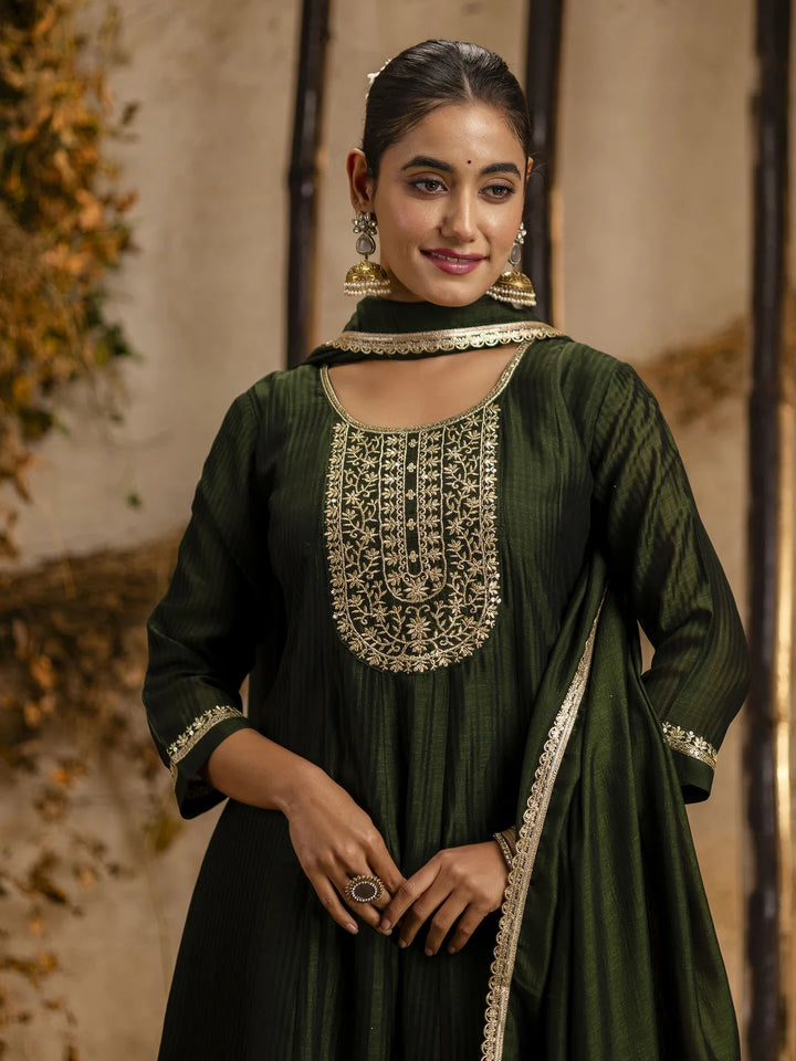 Eye-Catching Embroidered Salwar Kameez with Soft Dupatta
