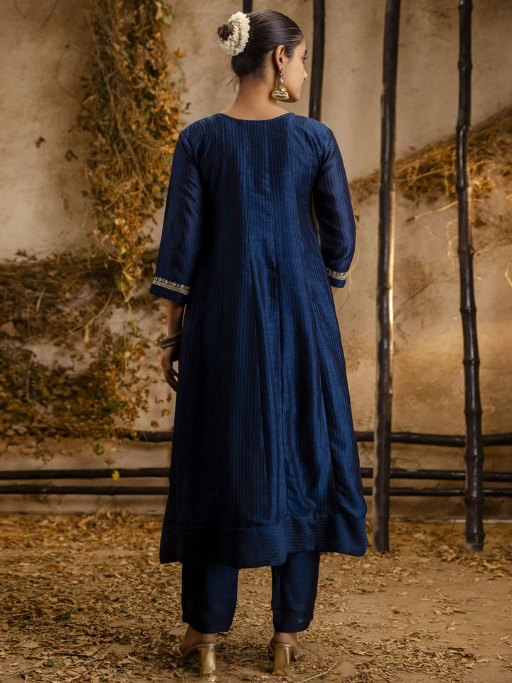 Eye-Catching Embroidered Salwar Kameez with Soft Dupatta