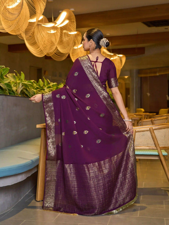 Chinon Wevon Jacquard Designer Saree with Blouse for Traditional Wear