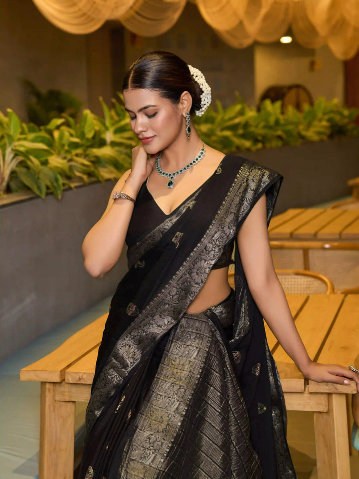 Chinon Wevon Jacquard Designer Saree with Blouse for Traditional Wear