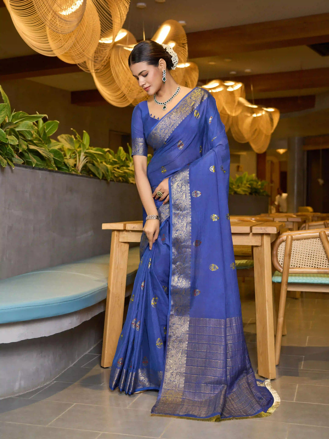Chinon Wevon Jacquard Designer Saree with Blouse for Traditional Wear