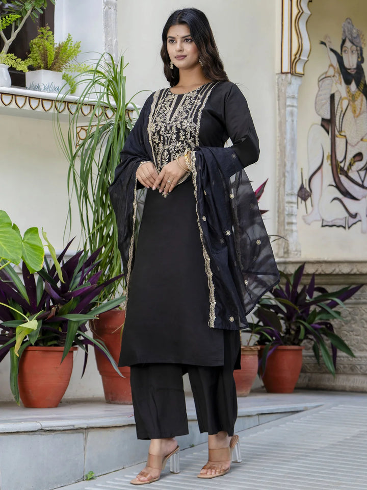 Designer Black Salwar Kameez Set with Embroidered Work
