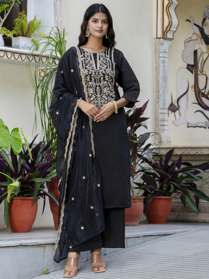 Designer Black Salwar Kameez Set with Embroidered Work