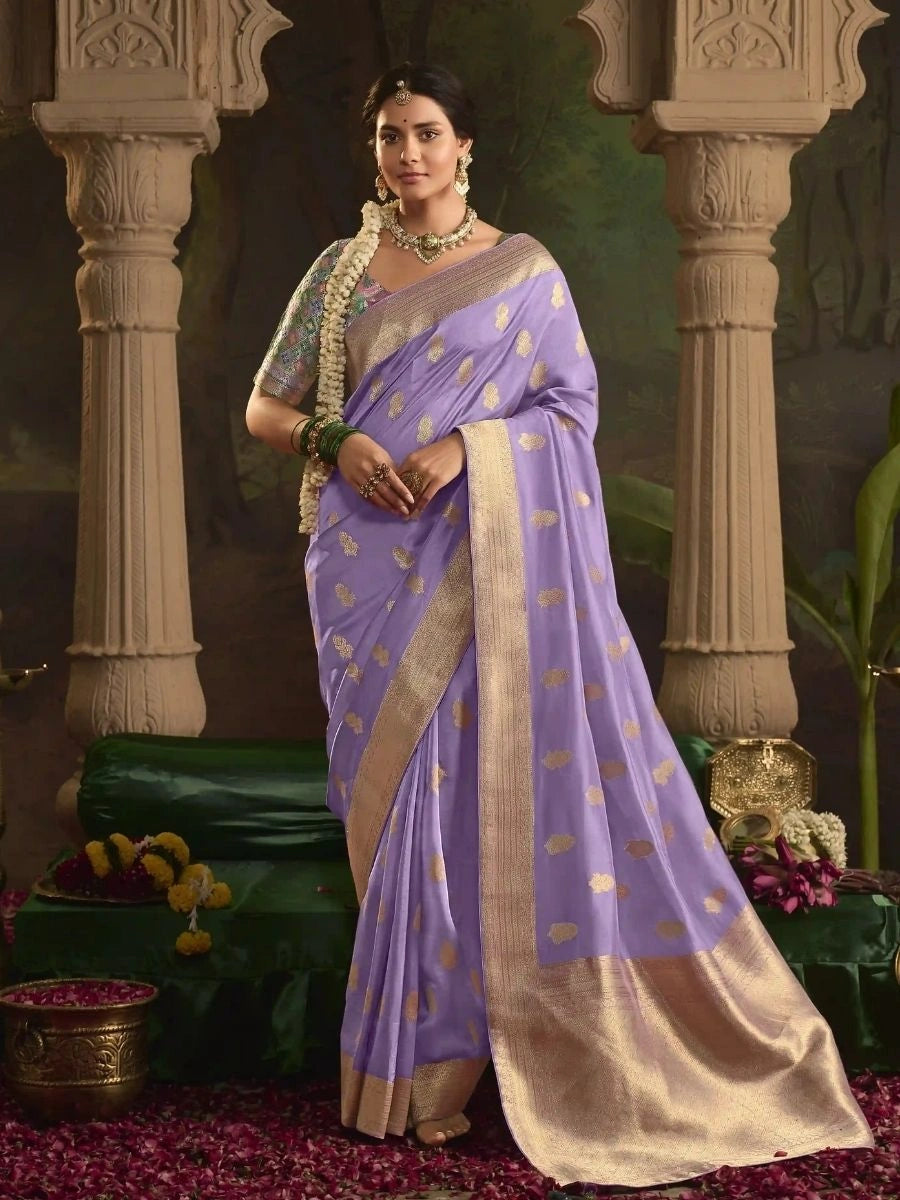 Buy Premium Lavender Crepe Silk Saree with Fancy Pallu | SilverBin
