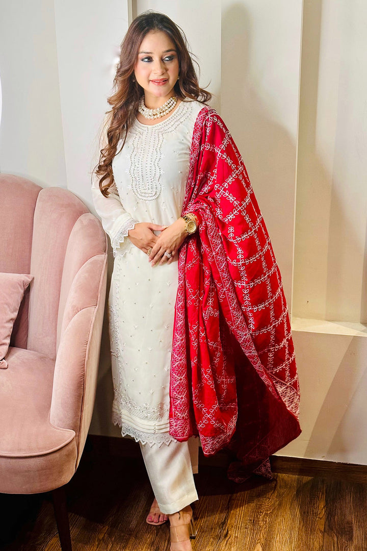 Off White Georgette Salwar Kameez | Stunning Dupatta & Elegant Design