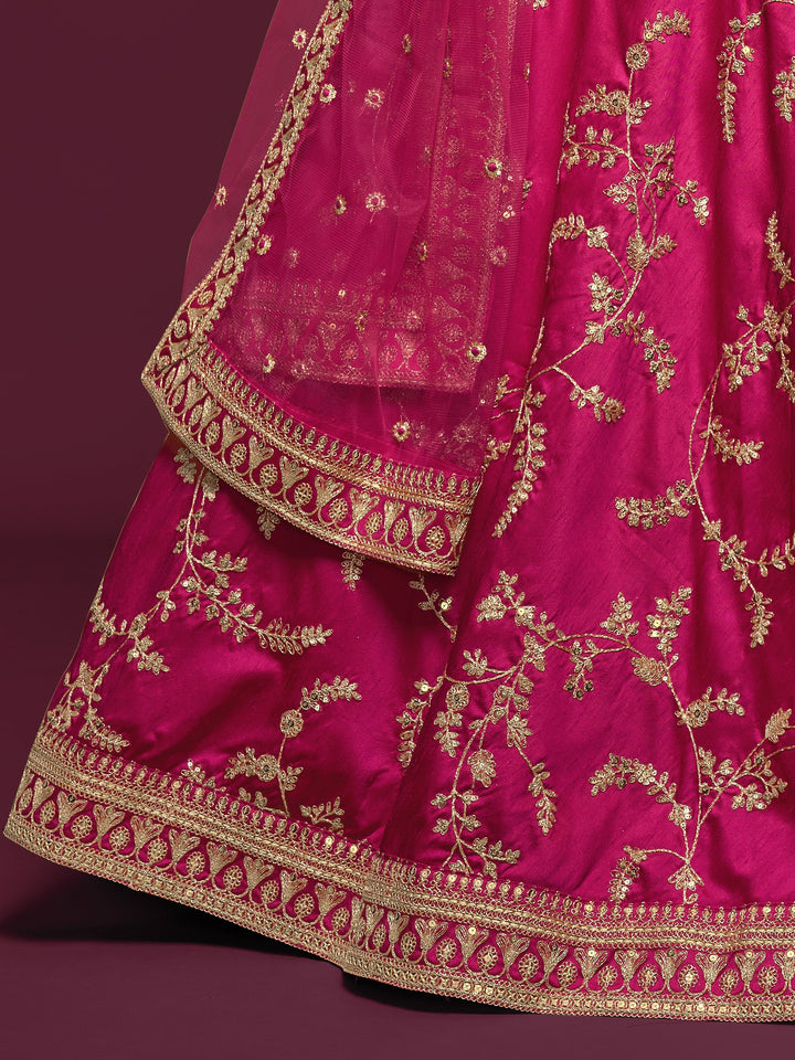 Stunning pink bridal lehenga for wedding and special occasions