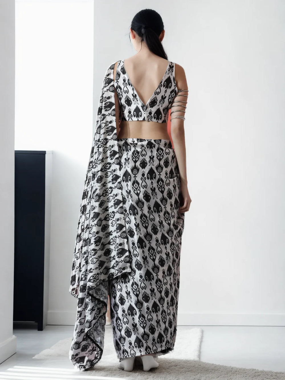 Digital Print Saree Silverbin

