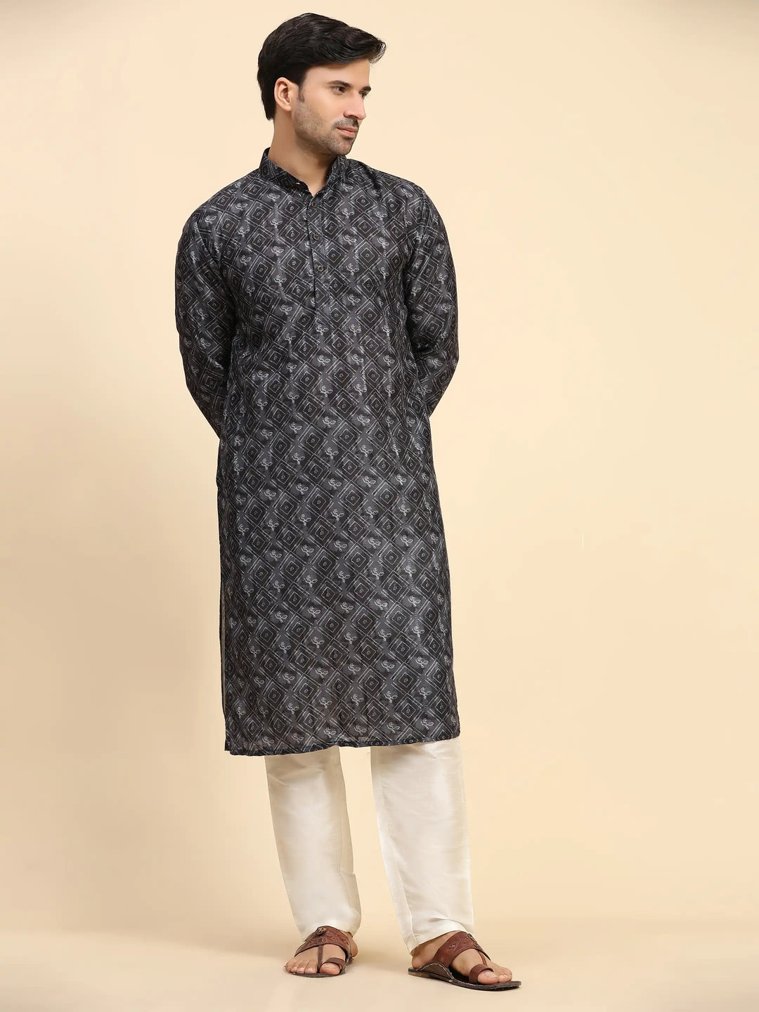 Men’s Black Kurta Set | Perfect for Festive Wear & Sangeet Celebration