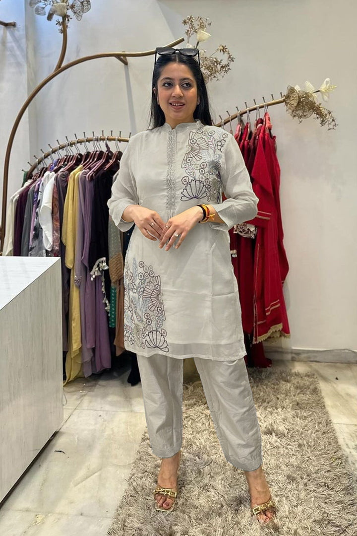 Premium Off-White Embroidered Kurti & Pant Set | Festive Wear for Woman