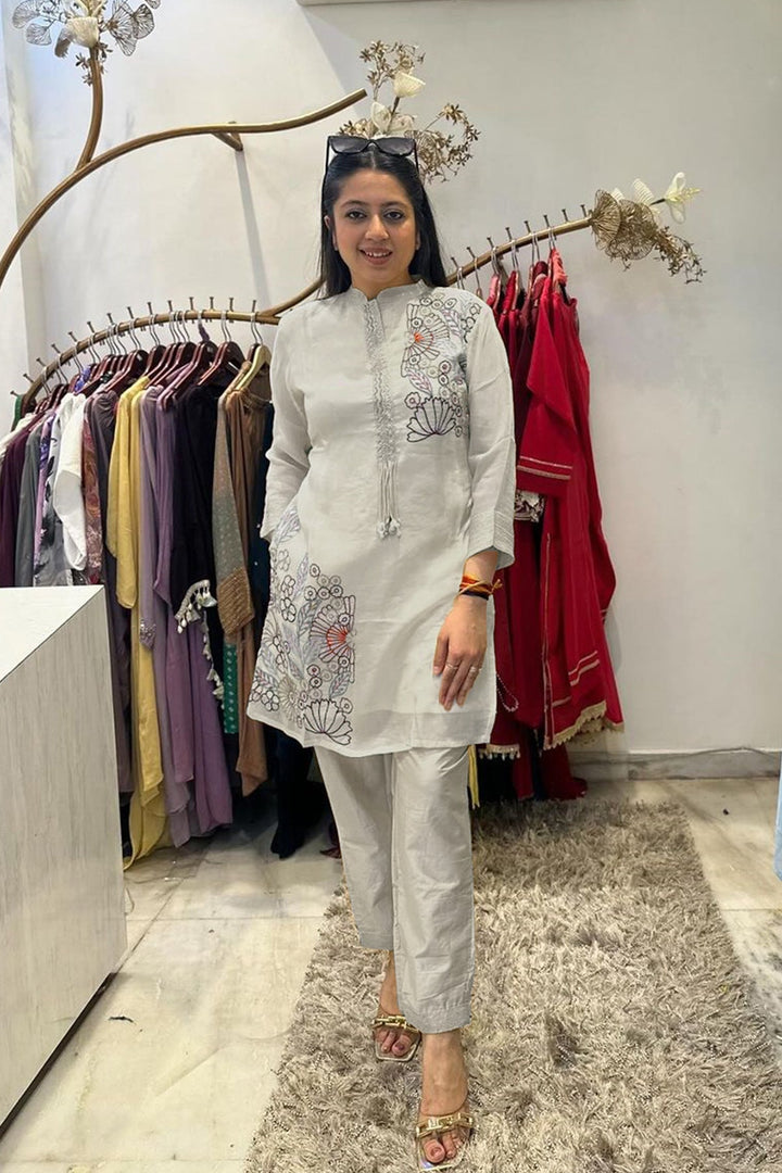 Premium Off-White Embroidered Kurti & Pant Set | Festive Wear for Woman