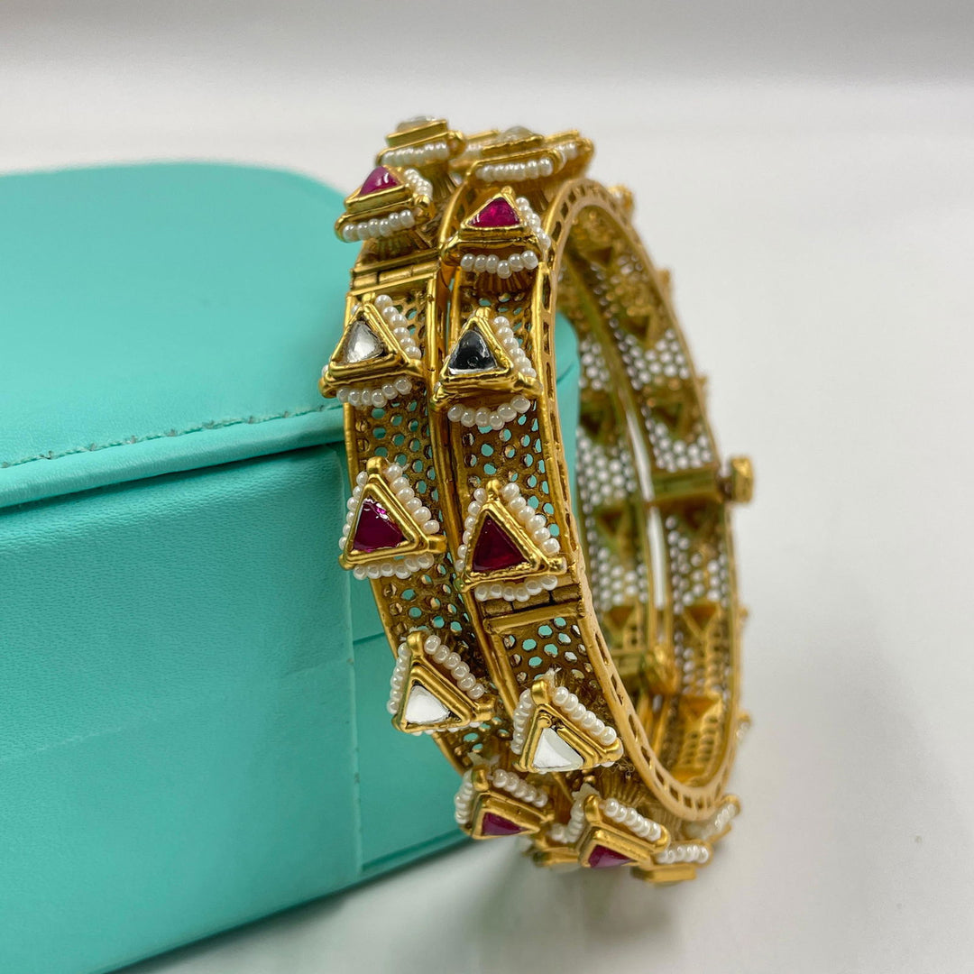 GOLDEN BANGLES - SilverBin
