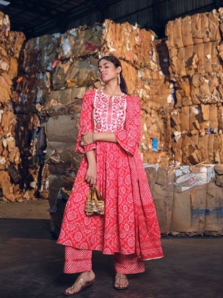 Graceful Red Cotton Suit with Dupatta for Daily Elegance