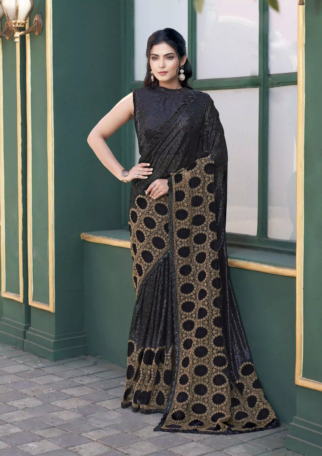 Handwoven Artisanal Gucci Velvet Black Saree – A Blend of Heritage & Modern Elegance