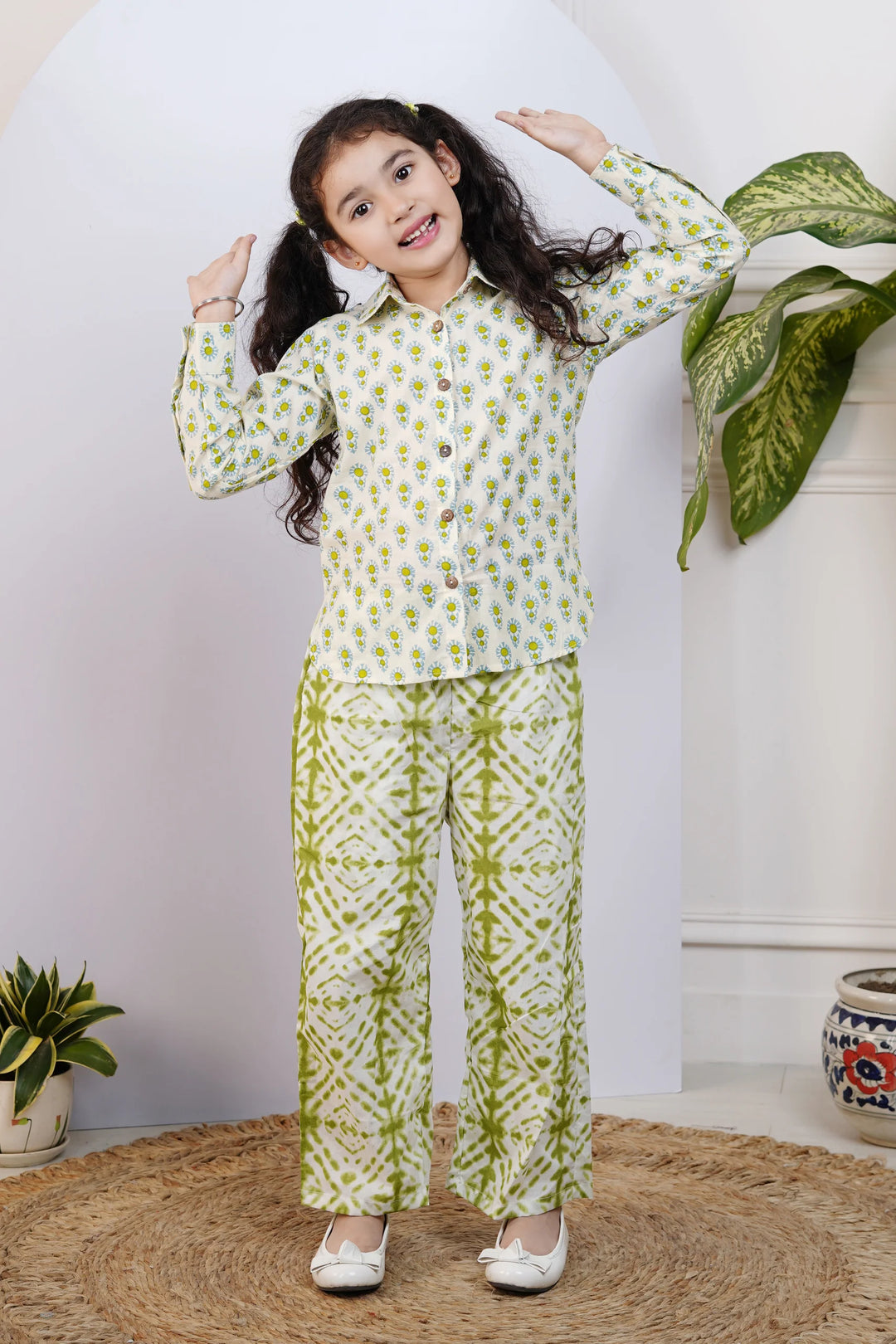 Green Printed Shirt With Pants for Kid