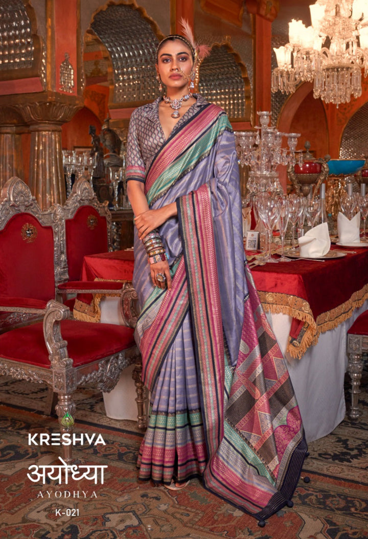 Kanjivaram Silk Saree with Zari Weaving & Gold Finish | Customizable Blouse Included