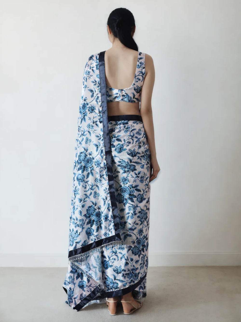 Lace Border Saree Silverbin
