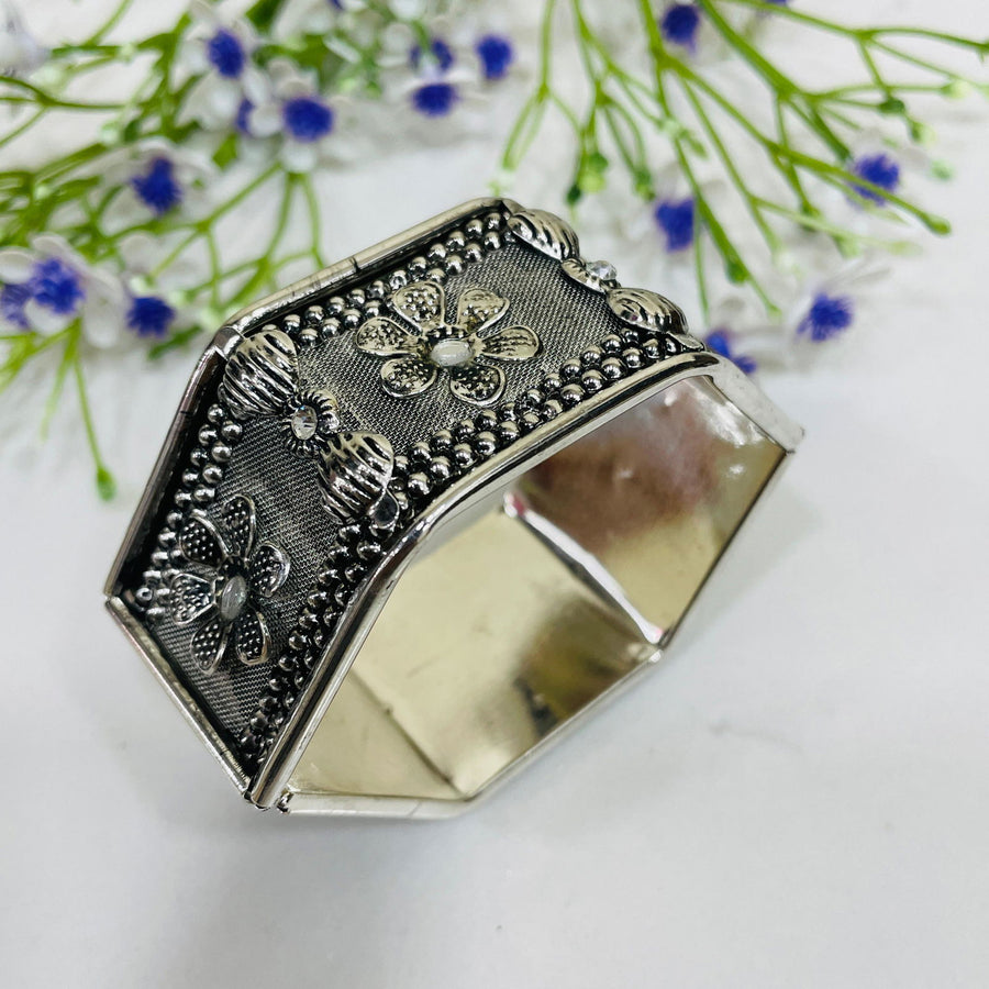 OXIDISED BRACELET - SilverBin