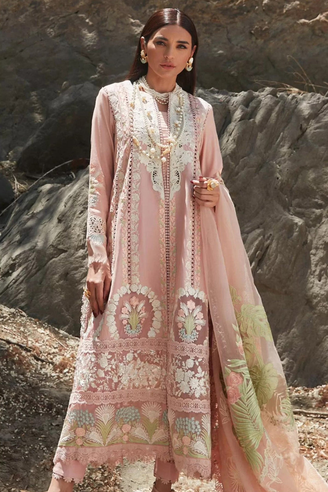 Elegant Peach Organza Suit | Graceful Salwar Kameez with Stylish Dupatta