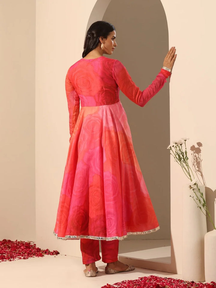 Coral Pink Anarkali Set | Muslin Fabric & Chiffon Dupatta for Elegance