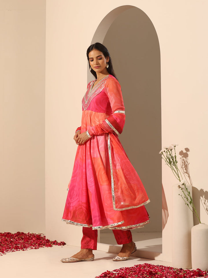 Coral Pink Anarkali Set | Muslin Fabric & Chiffon Dupatta for Elegance