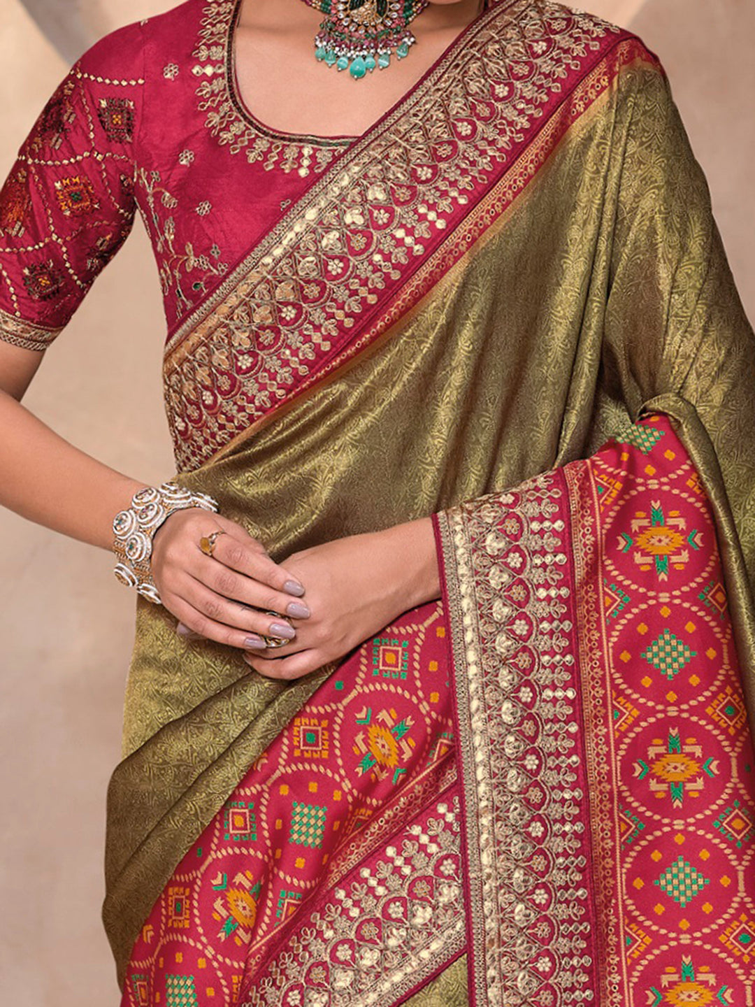 Shop Magnetic Olive Green Kanjivaram Silk Saree