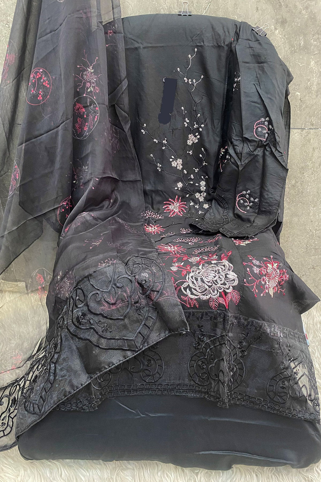 Graceful Black Organza Kameez & Salwar | Paired with a Stunning Dupatta