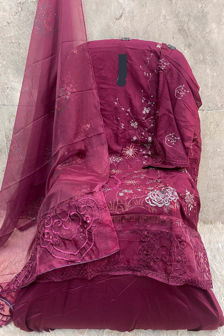 Stylish Maroon Organza Kameez & Salwar | Highlighting a Gorgeous Dupatta
