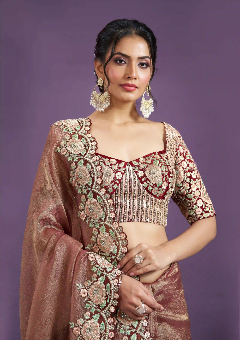 Trending Wedding Wear Banarasi Saree with Motifs

