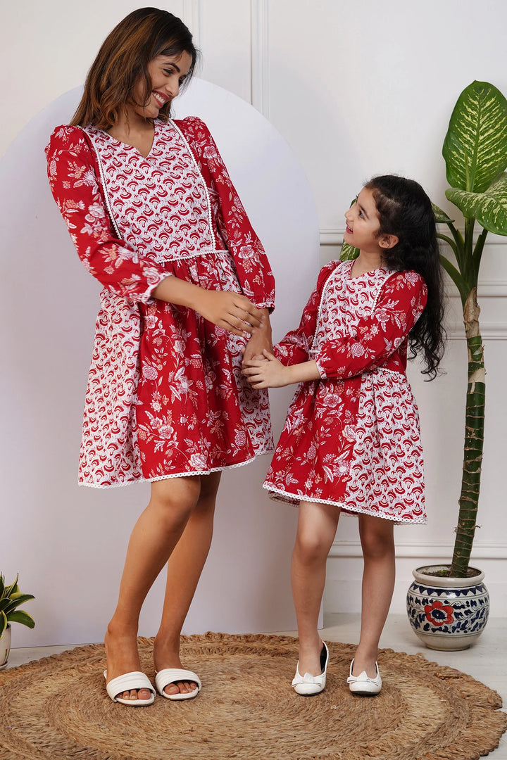 Matching Red and White Printed Dresses for Mom and Daughter