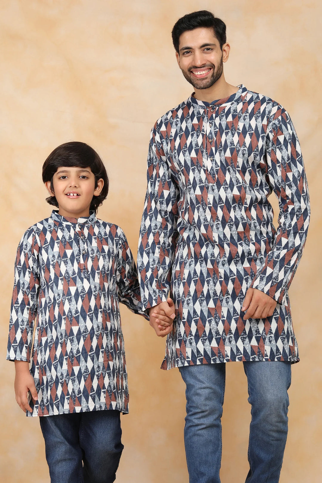 Navy Blue & White Ikkat Printed Matching Kurta Father & Son Twin Set