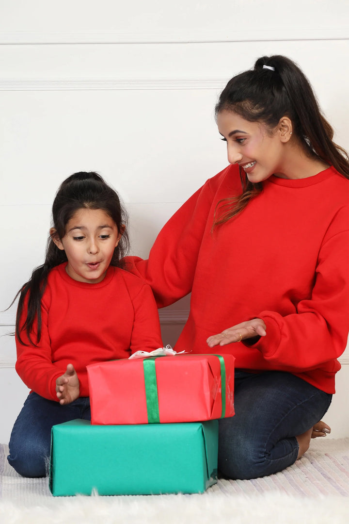 Cozy Red Matching Mom and Daughter Sweatshirt Set – Twinning in Style