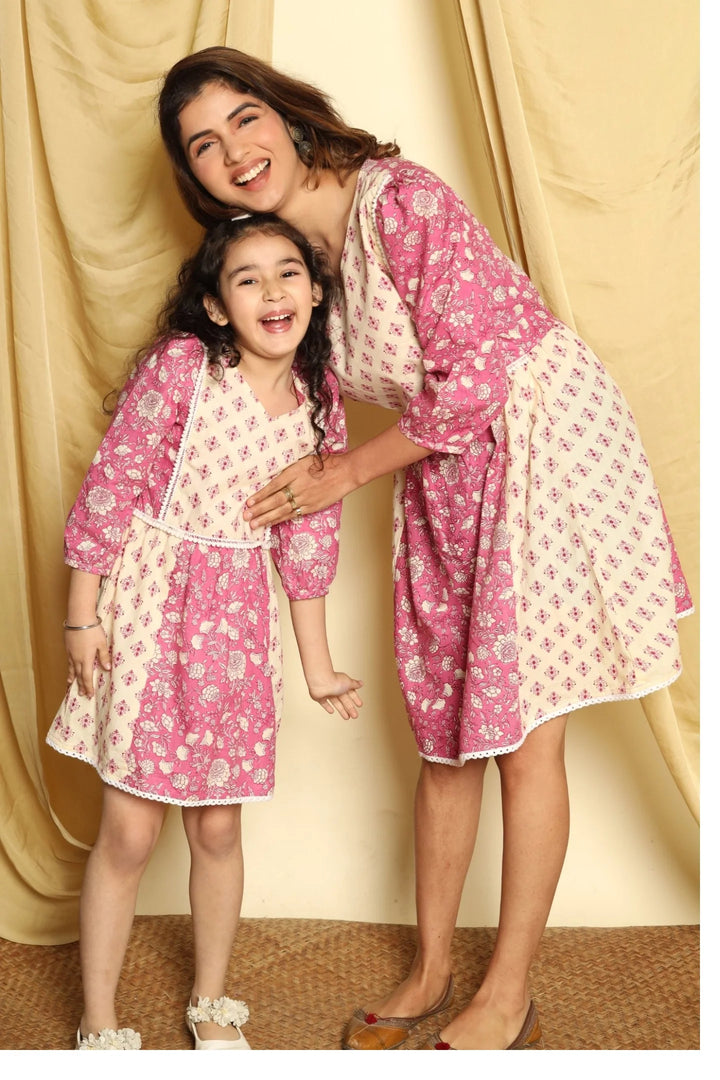 Mom Daughter Duo Rouge And Cream Printed Dress