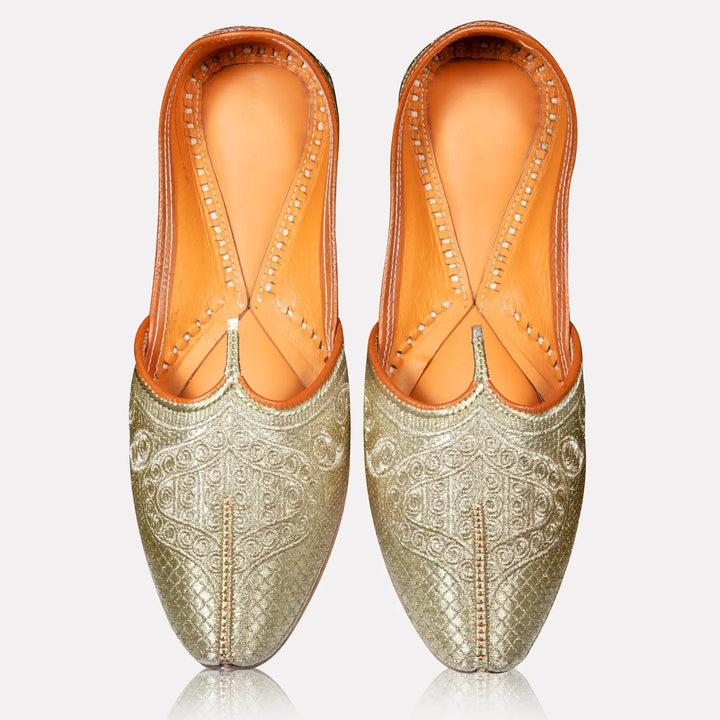 Virsa Golden Jutti for Men | Handcrafted Traditional Footwear with Elegance