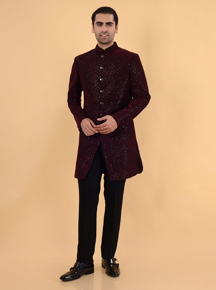 Regular fit maroon velvet Indo Western with mandarin collar, full sleeve