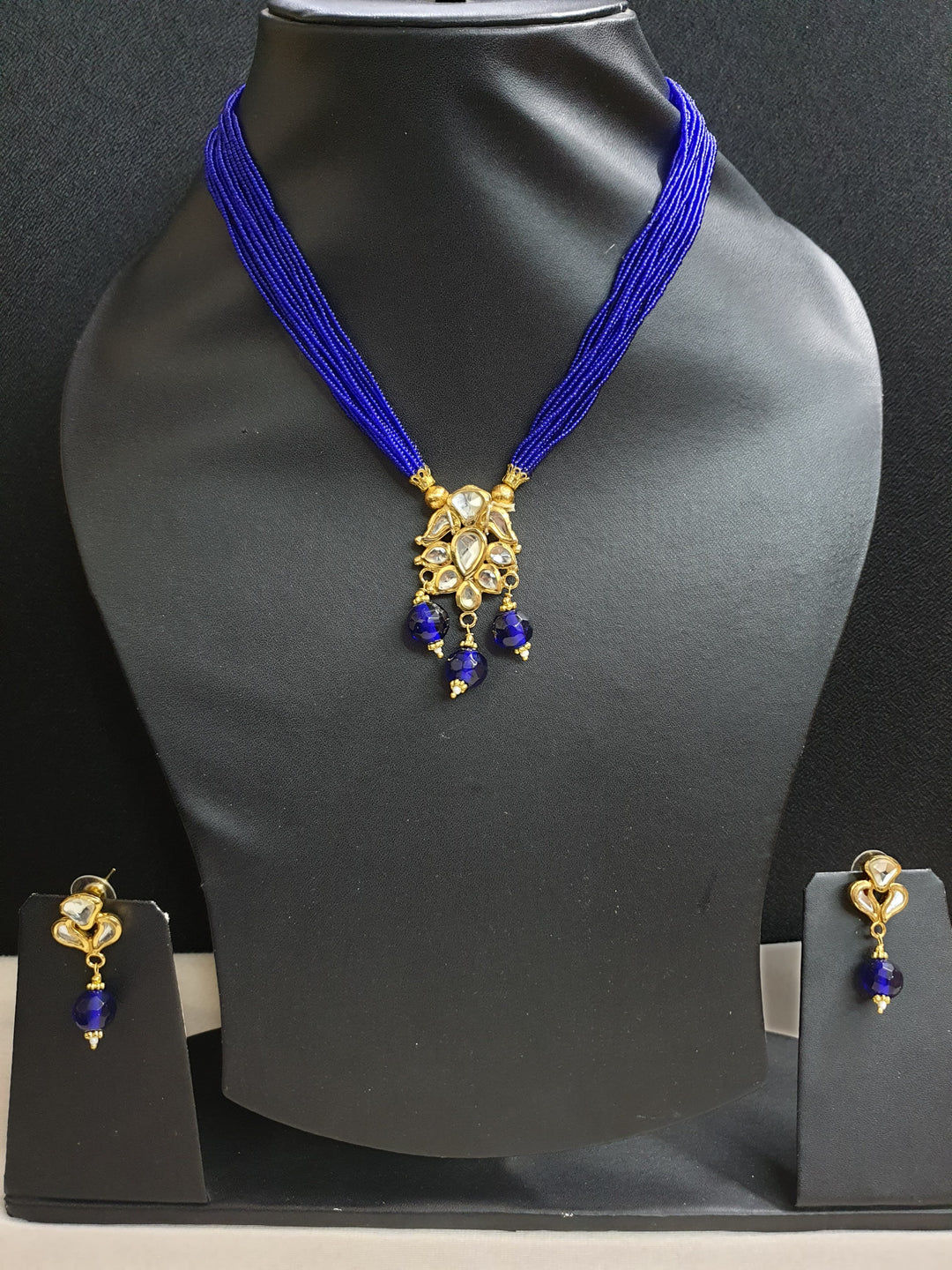Blue Seed Bead Kundan | Pendant Set With Earrings Exclusive