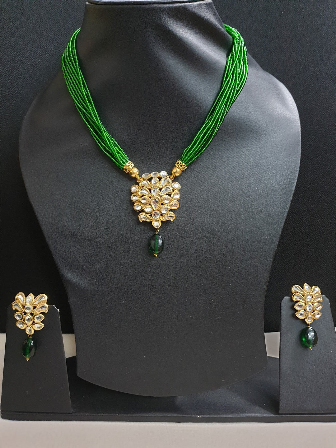 Green Seed Bead Kundan | Pendant Set With Earrings Signature Design