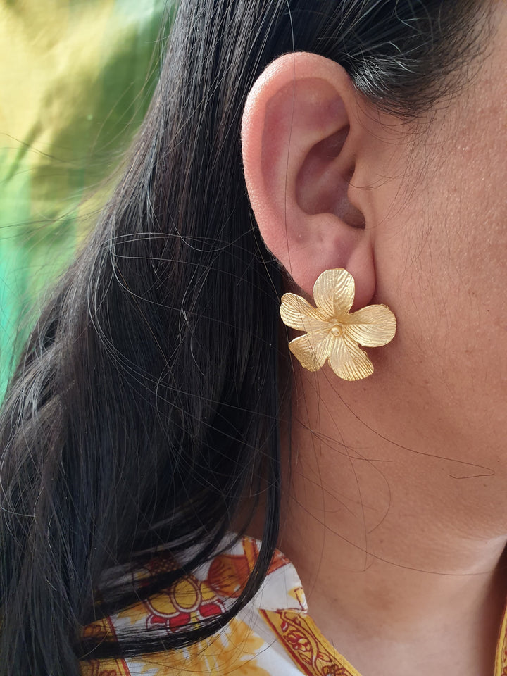 Flower Gold | Matte Stud Earrings Collection