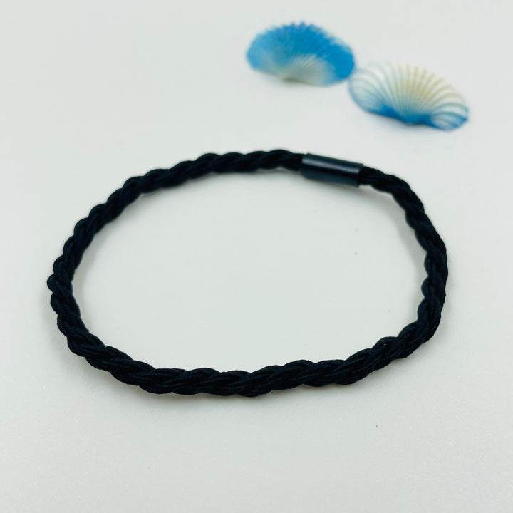 SCRUNCHIE | Soft Fabric Hair Tie for Effortless Style and Comfort