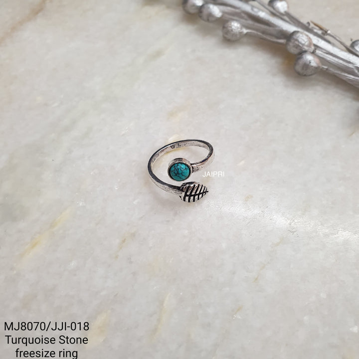 Turquoise Stone | Adjustable Handmade Ring Edition