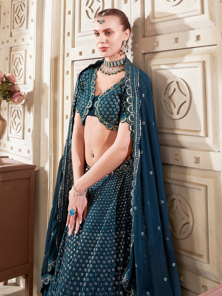 Charming√É∆í√¢‚Ç¨≈°√É‚Äö√Ç¬†Teal Blue Thread Work Georgette√É∆í√¢‚Ç¨≈°√É‚Äö√Ç¬†Wedding Lehenga Choli