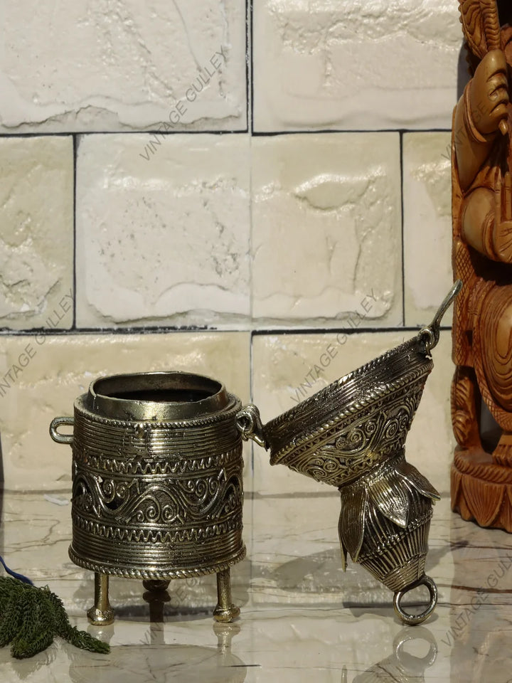Handmade Dhokra Brass Box | Unique Decor & Jewelry Storage Solution