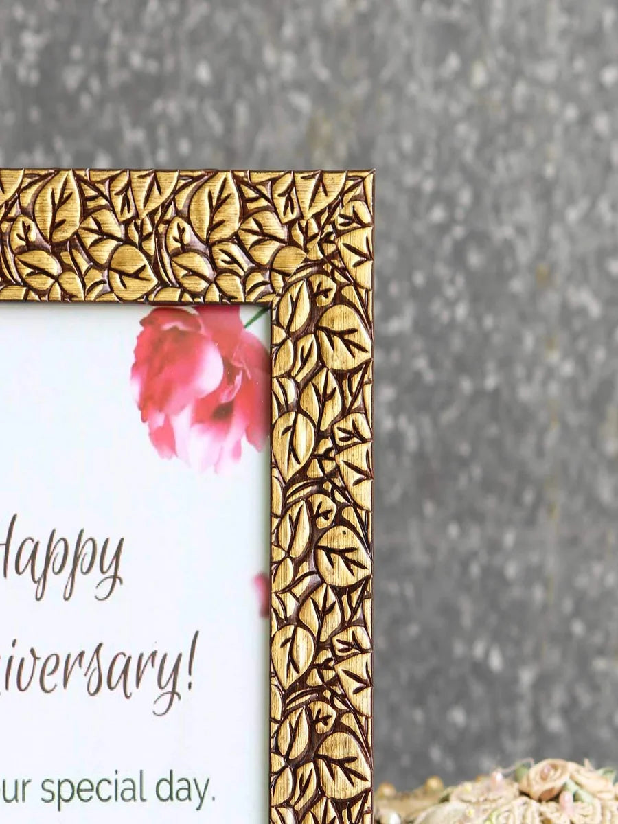 Vintage Gulley Photo Frame | Showcase Memories with Modern Elegance