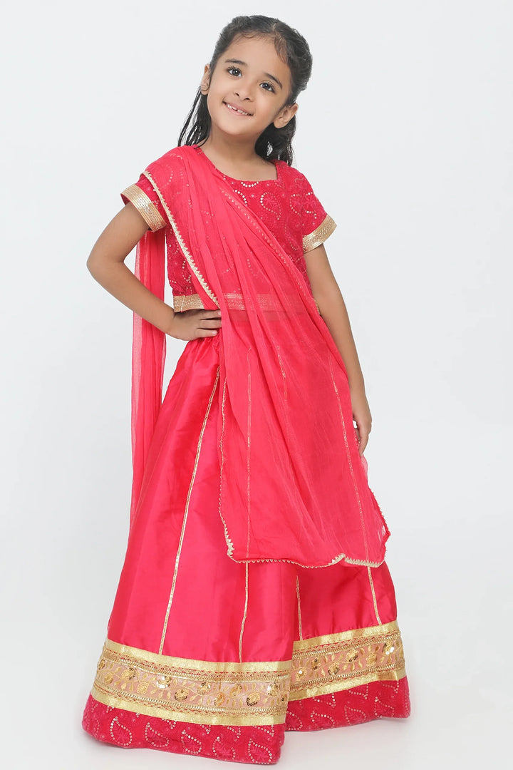 Elegant Fusion: Fuchsia Lehenga Twin Set