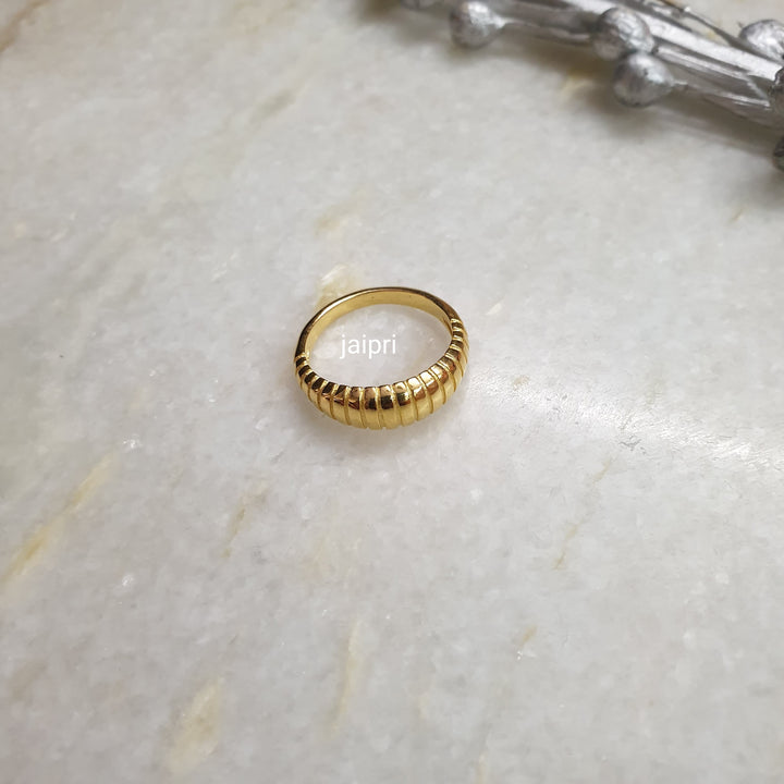 Gold Band | Ring (Size US7) Exclusive