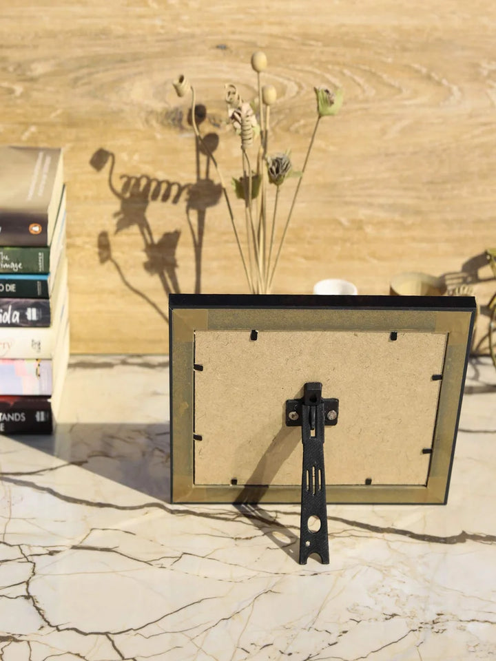 Vintage Gulley Photo Frame | Modern Display with Stand & Wall Hooks