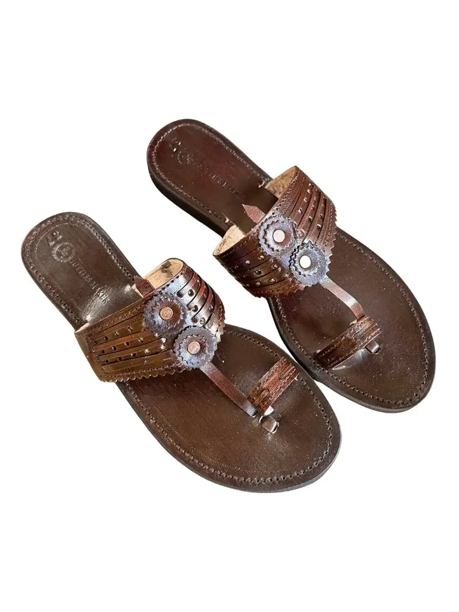 Royal Ebony Kolhapuri | Handcrafted Leather Slippers with Antique Detailing
