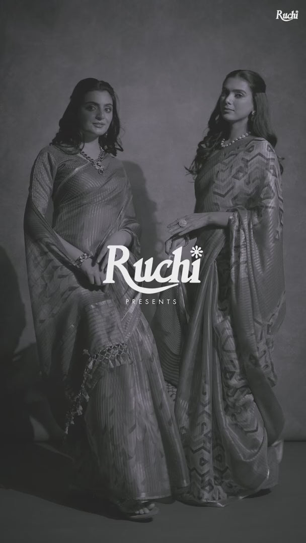 Stylish Coral Pink Linen Saree with Artistic Zari Details