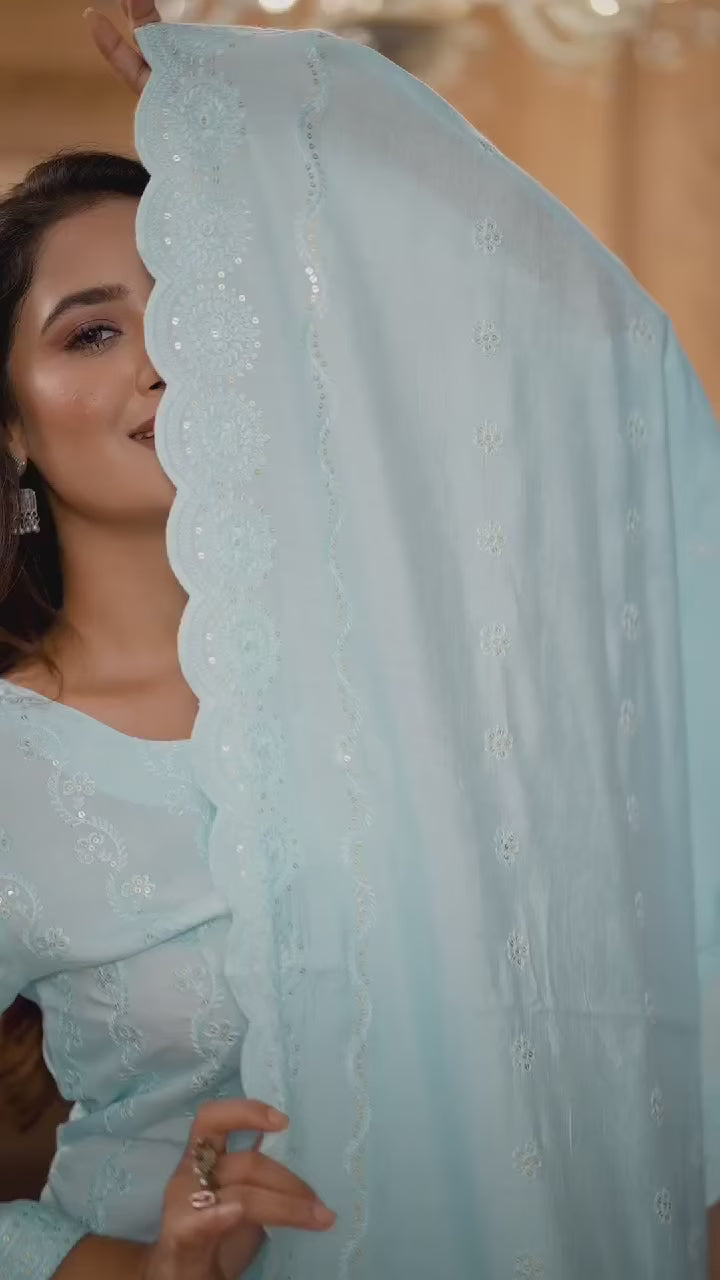 Peri Chanderi Salwar Kameez | Elegant Embroidered Festive Wear