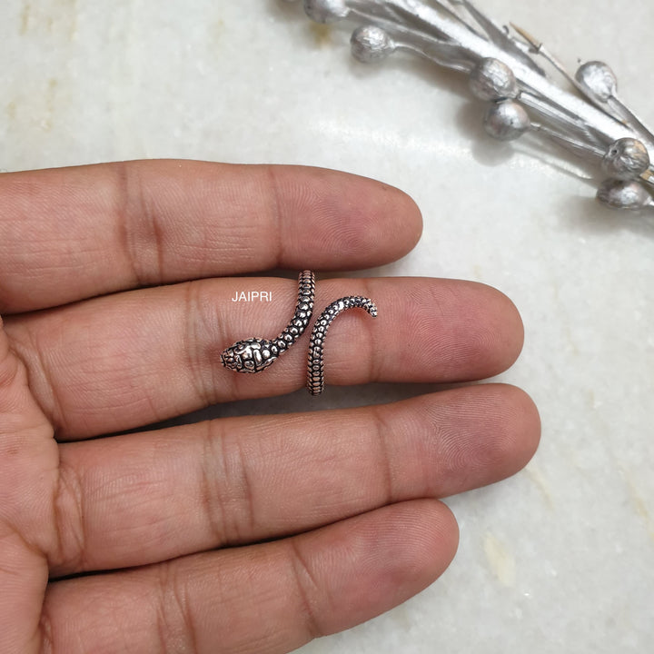 Delicate Snake | Adjustable Ring Fashionable